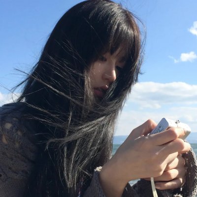 绿茵春色